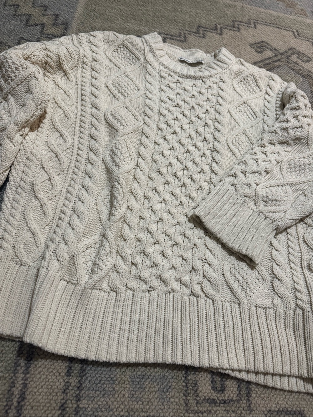 Oversized Cable Knit Sweater - A&F X Kathleen Post - Picture 2 of 4